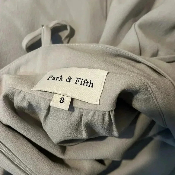 (1)Park  and fifth dress - Picture 2 of 4